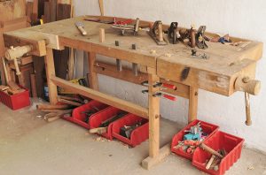 Ce instrumente de lucru folosesc tamplarii?