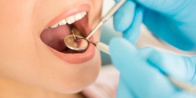 Importanta vizitelor regulate la dentist