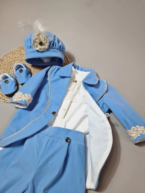 Produse atent alese pentru prima ceremonie a copilului tău.