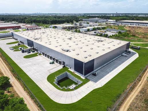 De ce contează etanșarea unei uși industriale 1 6